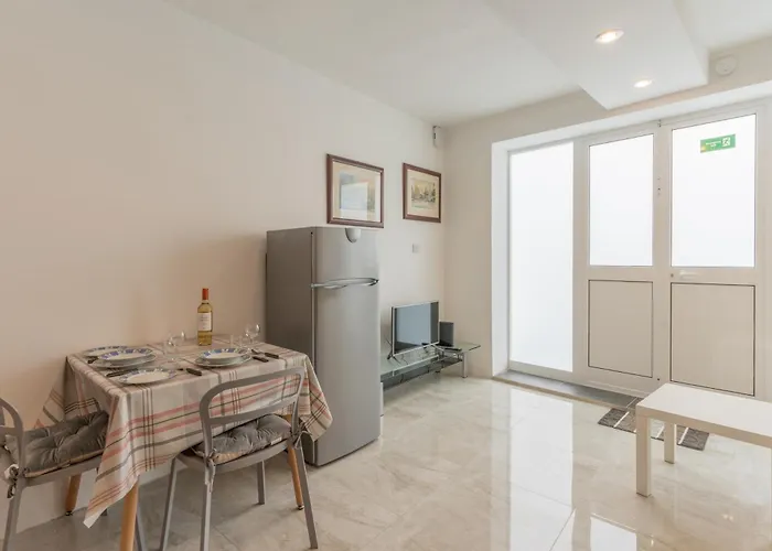 Cozy In Malta St. Paul's Bay