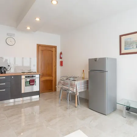 Cozy In Malta شقة خليج سانت بول